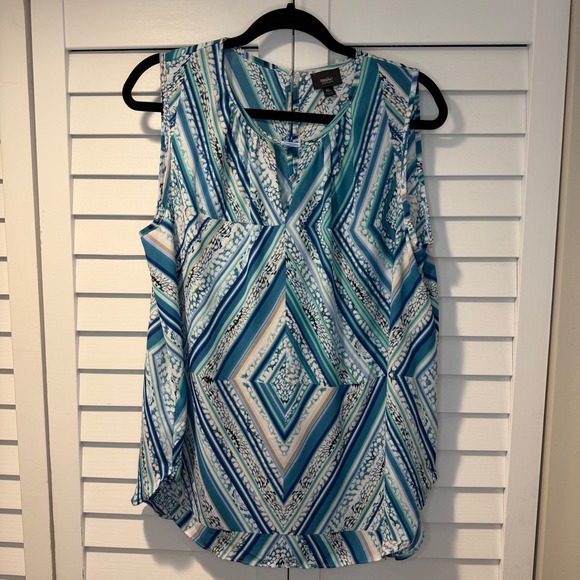 Mossimo Denim Tops - Mossimo Sleeveless Geometric Print V Neck Top Womens‎ XL Blue White Teal Blouse